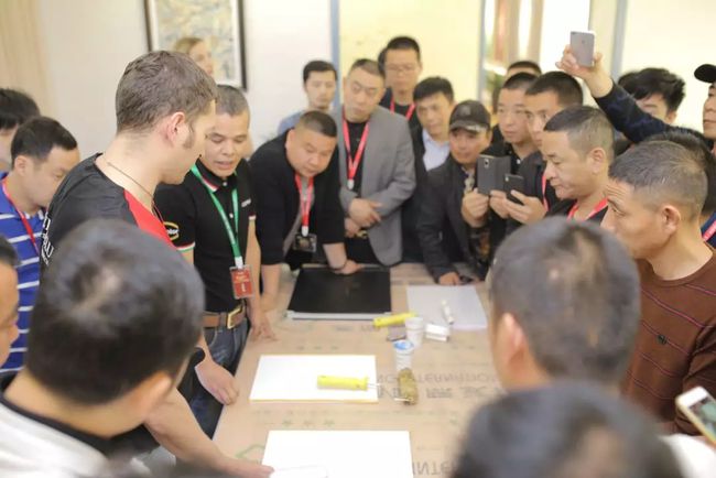 意大利基路伯CIELOBLU “聚勢創新·財富共贏”新零售財富峰會在中國溫州隆重召開(圖7)
